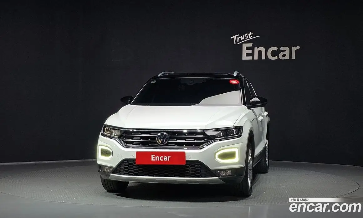 Volkswagen T-Roc 2021 2.0 автомат (гидро), фото 3 Volkswagen T-Roc 2021 2.0 автомат (гидро), фото 3