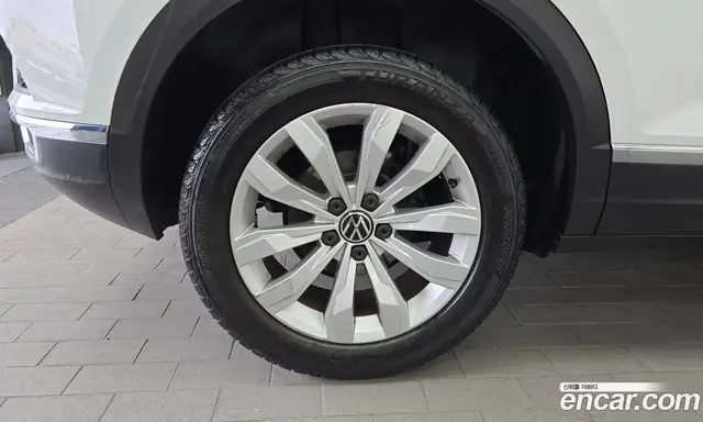 Volkswagen T-Roc 2021 2.0 автомат (гидро), миниатюра 5 Volkswagen T-Roc 2021 2.0 автомат (гидро), миниатюра 5