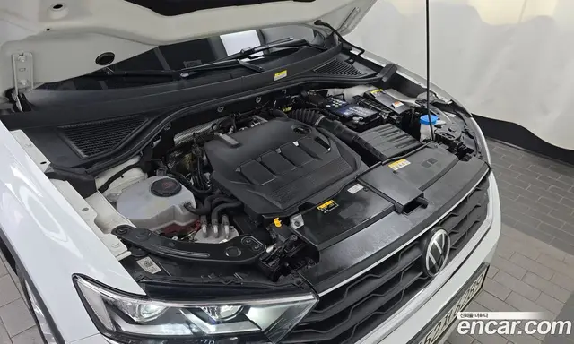 Volkswagen T-Roc 2021 2.0 автомат (гидро), миниатюра 6 Volkswagen T-Roc 2021 2.0 автомат (гидро), миниатюра 6