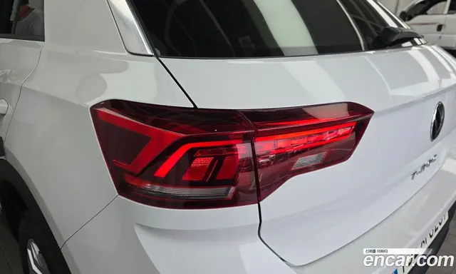 Volkswagen T-Roc 2021 2.0 автомат (гидро), миниатюра 9 Volkswagen T-Roc 2021 2.0 автомат (гидро), миниатюра 9