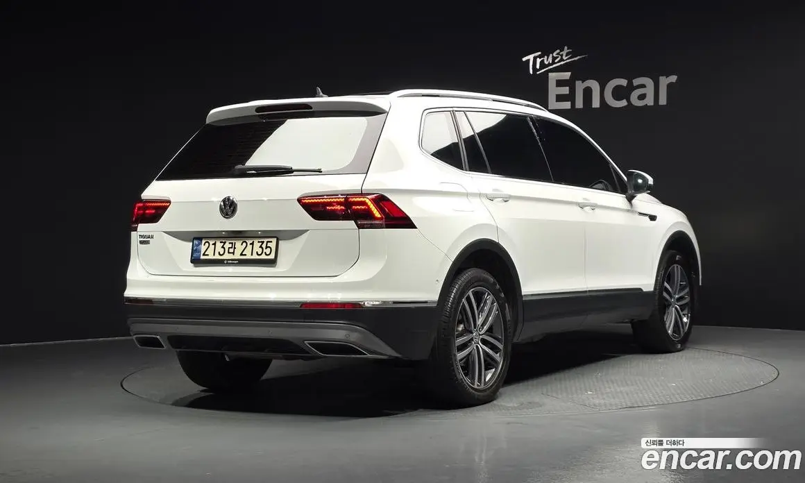 Volkswagen Tiguan 2020 2.0 автомат (гидро), фото 2 Volkswagen Tiguan 2020 2.0 автомат (гидро), фото 2