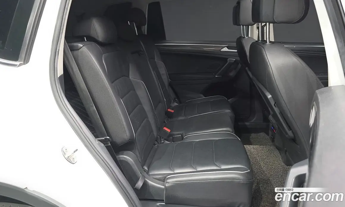 Volkswagen Tiguan 2020 2.0 автомат (гидро), фото 18 Volkswagen Tiguan 2020 2.0 автомат (гидро), фото 18