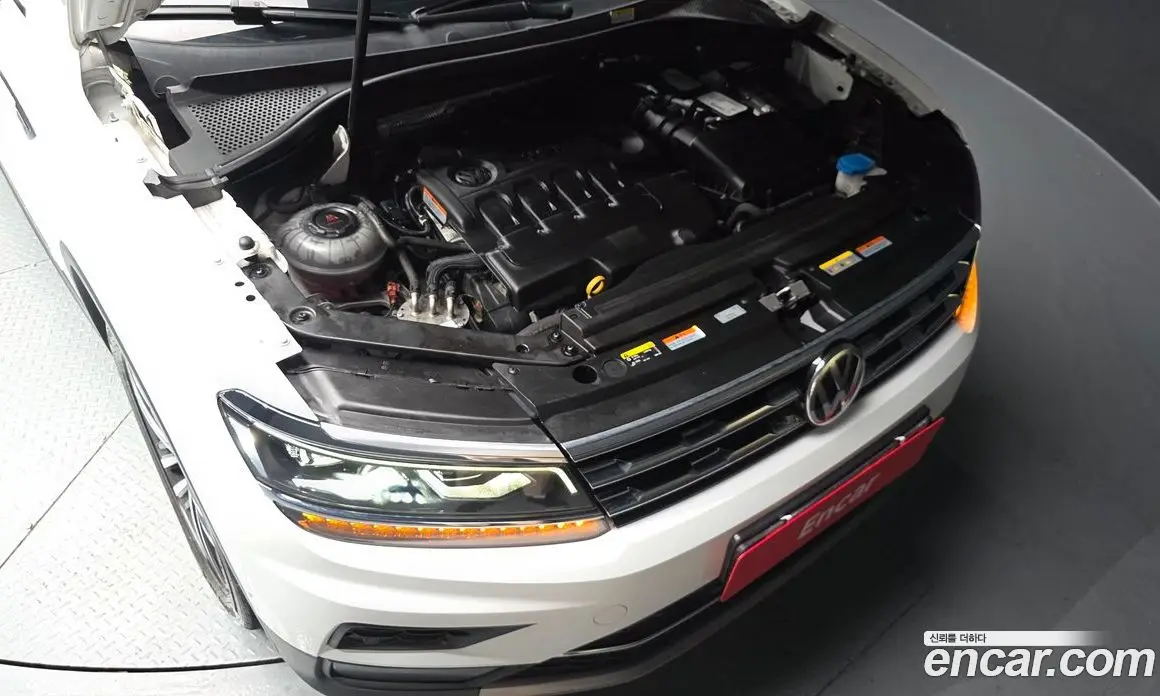 Volkswagen Tiguan 2020 2.0 автомат (гидро), фото 6 Volkswagen Tiguan 2020 2.0 автомат (гидро), фото 6