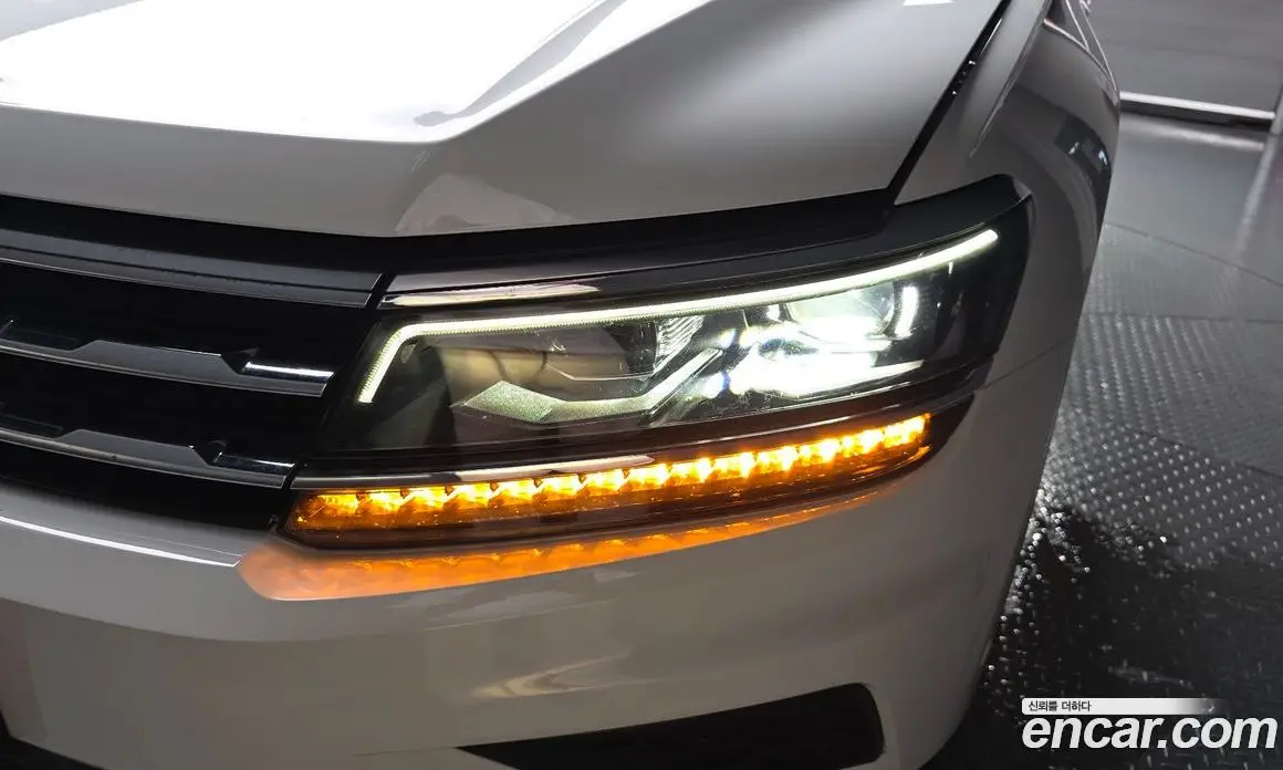 Volkswagen Tiguan 2020 2.0 автомат (гидро), фото 8 Volkswagen Tiguan 2020 2.0 автомат (гидро), фото 8