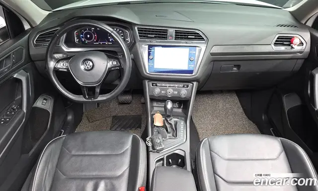Volkswagen Tiguan 2020 2.0 автомат (гидро), миниатюра 10 Volkswagen Tiguan 2020 2.0 автомат (гидро), миниатюра 10