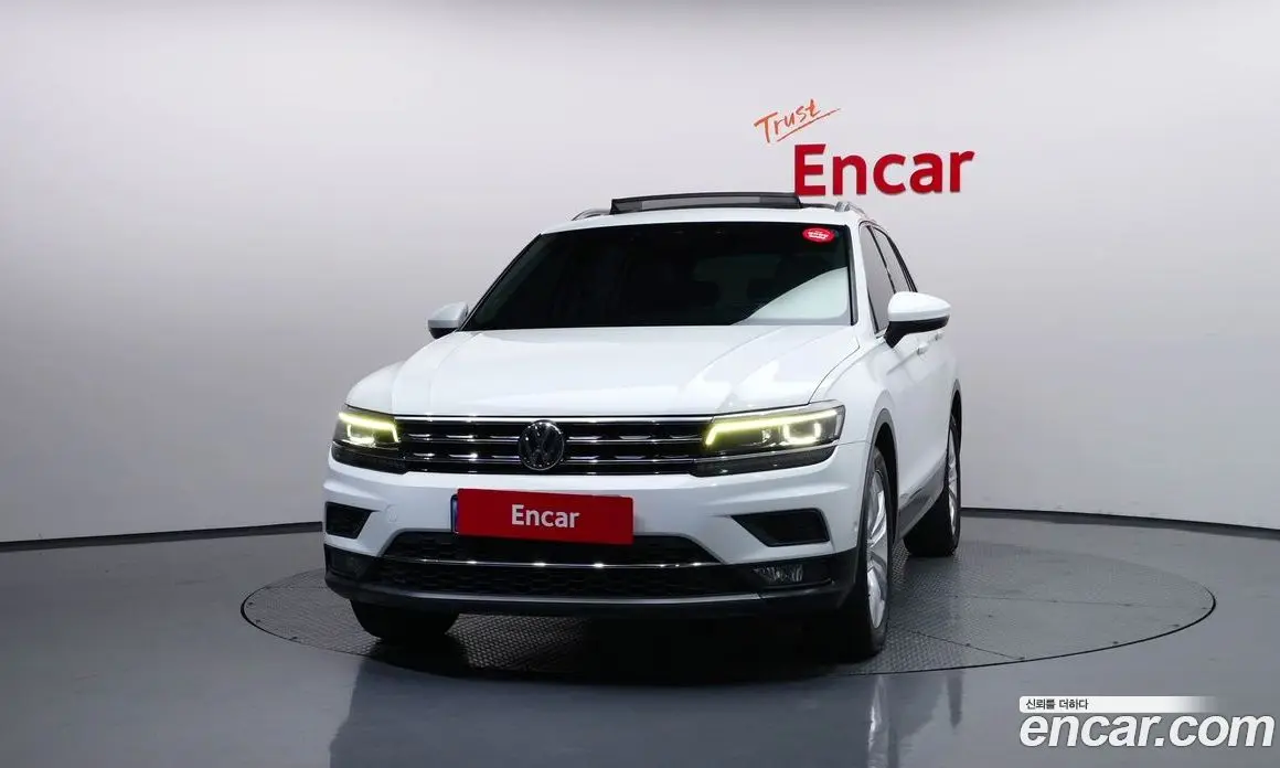 Volkswagen Tiguan 2020 2.0 автомат (гидро), фото 3