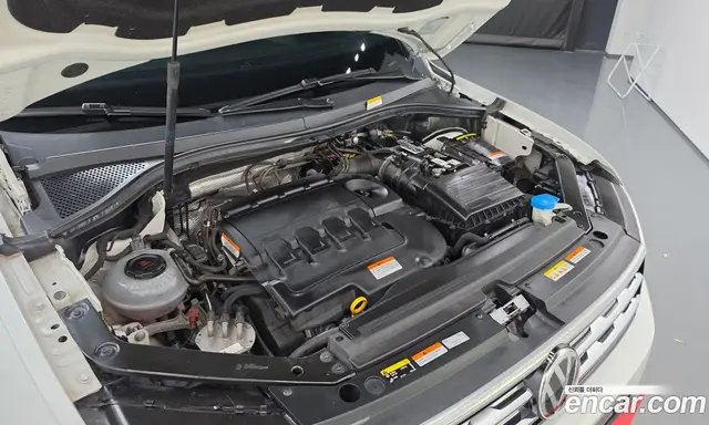 Volkswagen Tiguan 2020 2.0 автомат (гидро), миниатюра 6