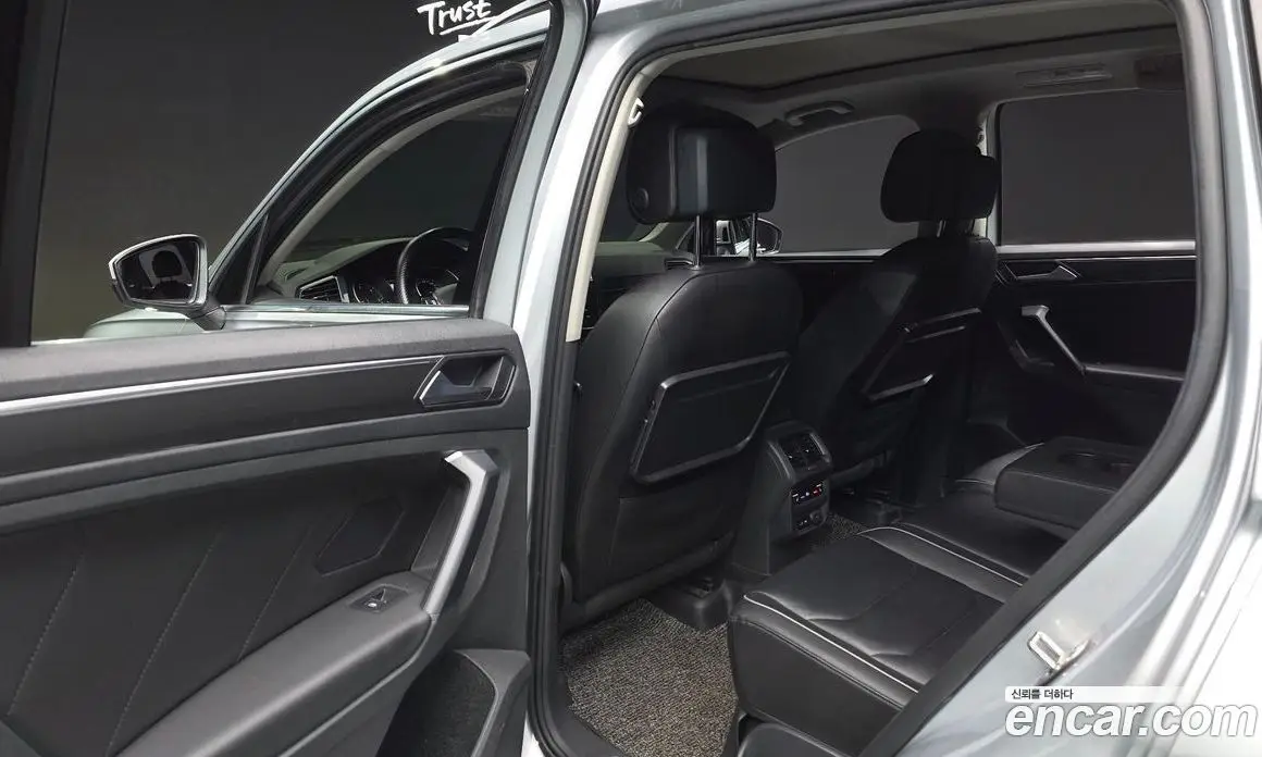Volkswagen Tiguan 2020 2.0 автомат (гидро), фото 18 Volkswagen Tiguan 2020 2.0 автомат (гидро), фото 18