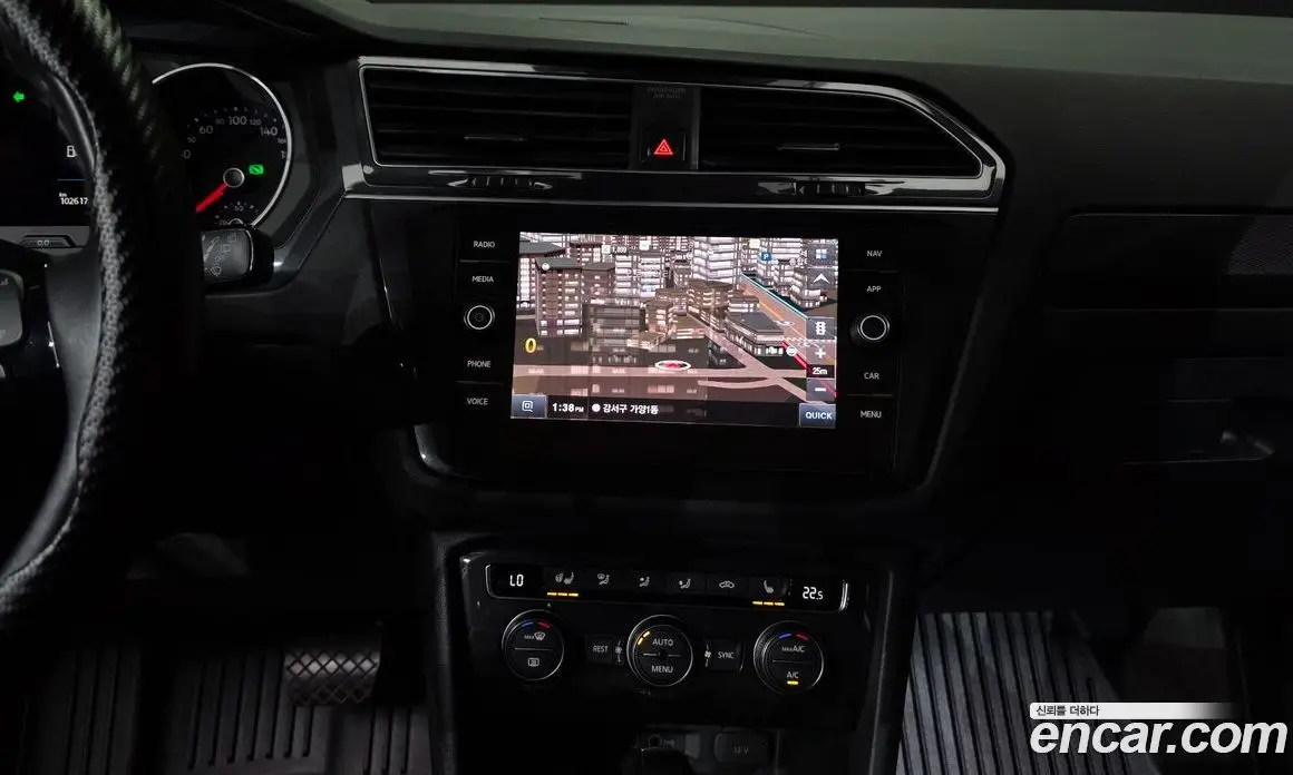 Volkswagen Tiguan 2020 2.0 автомат (гидро), фото 20 Volkswagen Tiguan 2020 2.0 автомат (гидро), фото 20