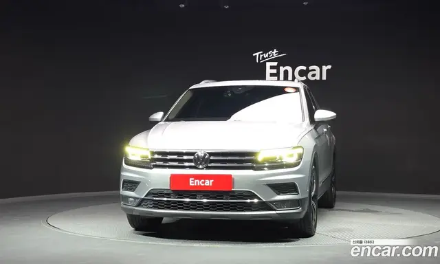 Volkswagen Tiguan 2020 2.0 автомат (гидро), миниатюра 3 Volkswagen Tiguan 2020 2.0 автомат (гидро), миниатюра 3