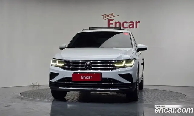 Volkswagen Tiguan 2021 2.0 автомат (гидро), миниатюра 3