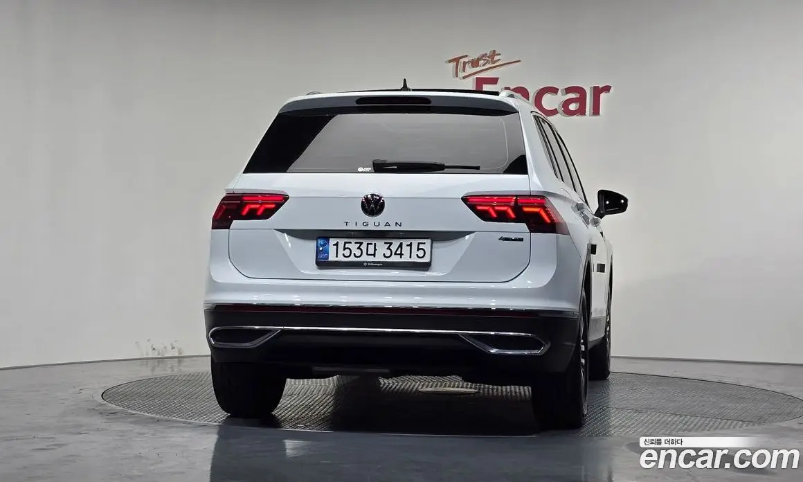 Volkswagen Tiguan 2021 2.0 автомат (гидро), фото 4