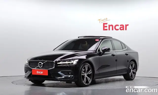 Volvo S60, 2022, 85 357 км