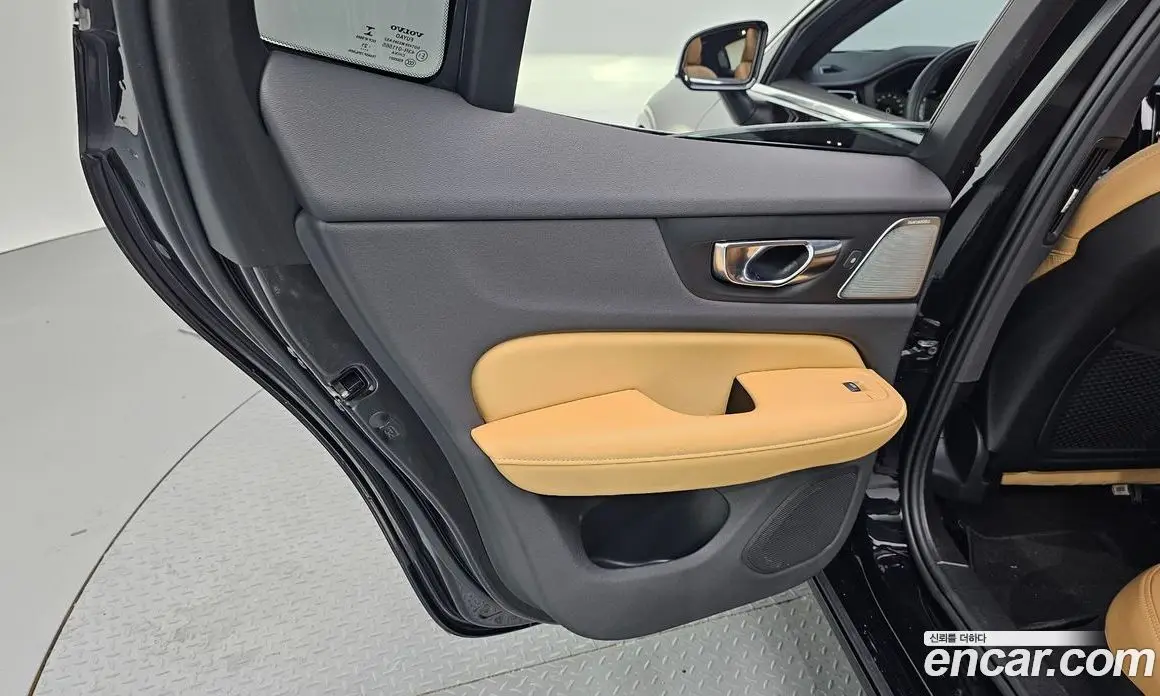 Volvo S60 2022 2.0 автомат (гидро), фото 15 Volvo S60 2022 2.0 автомат (гидро), фото 15
