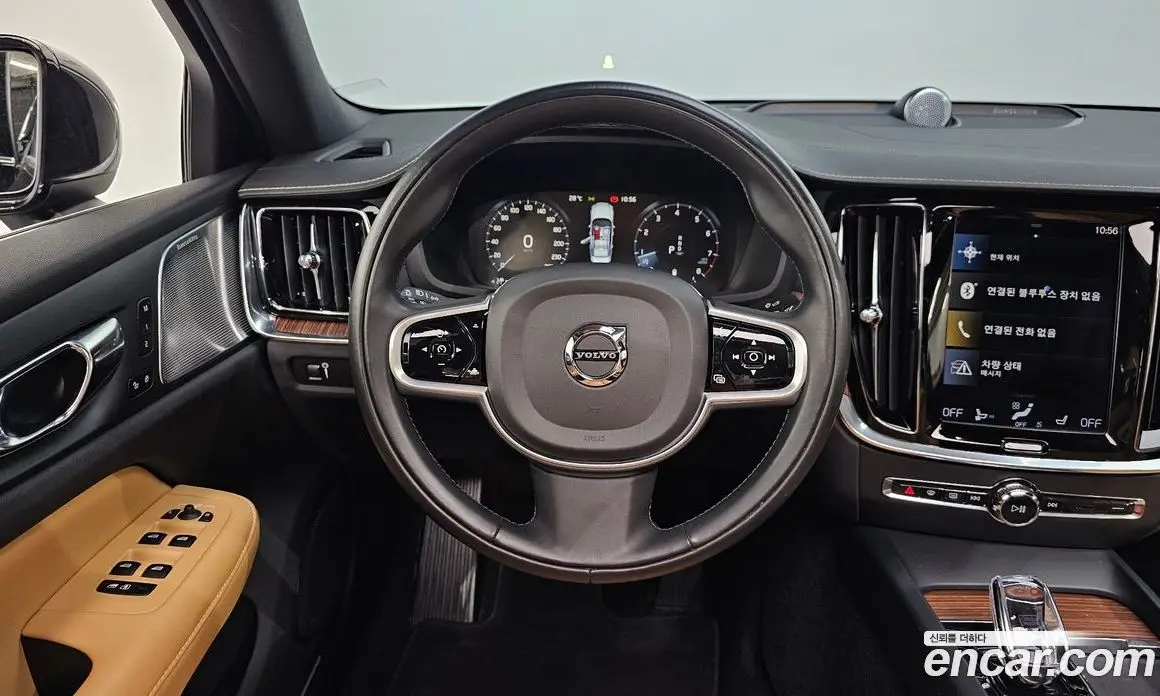 Volvo S60 2022 2.0 автомат (гидро), фото 19 Volvo S60 2022 2.0 автомат (гидро), фото 19