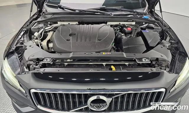 Volvo S60 2022 2.0 автомат (гидро), миниатюра 6 Volvo S60 2022 2.0 автомат (гидро), миниатюра 6