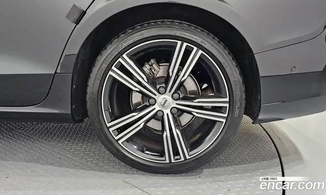 Volvo S60 2022 2.0 автомат (гидро), миниатюра 7 Volvo S60 2022 2.0 автомат (гидро), миниатюра 7