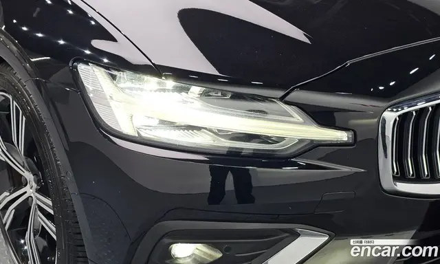 Volvo S60 2022 2.0 автомат (гидро), миниатюра 8 Volvo S60 2022 2.0 автомат (гидро), миниатюра 8