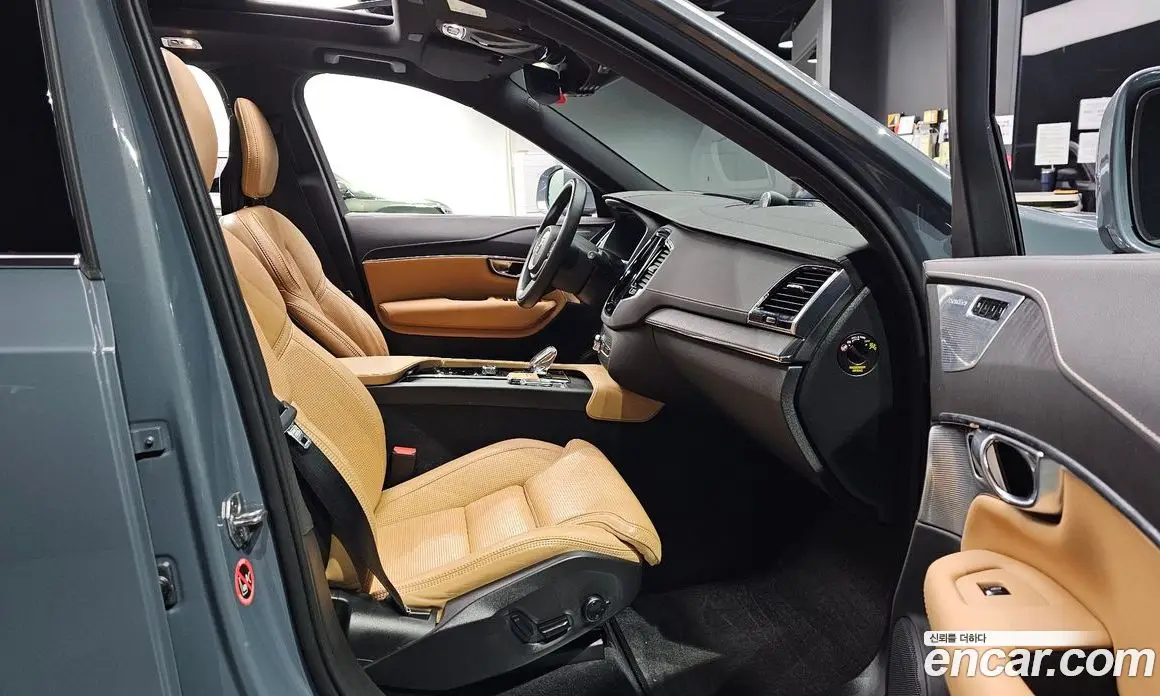 Volvo XC90 2021 2.0 автомат (гидро), фото 13