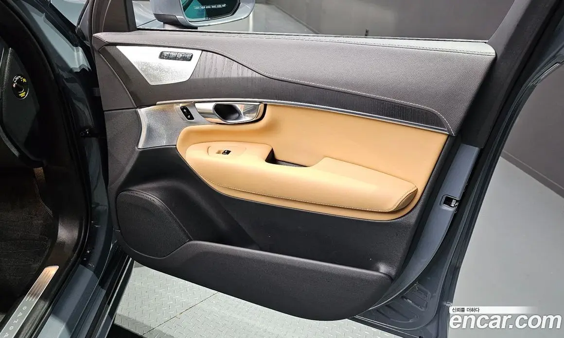 Volvo XC90 2021 2.0 автомат (гидро), фото 14