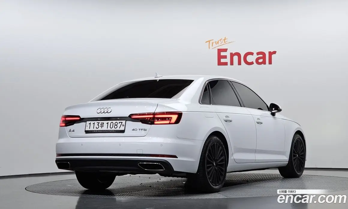 Audi A4 2019 2.0 автомат (гидро), фото 2 Audi A4 2019 2.0 автомат (гидро), фото 2