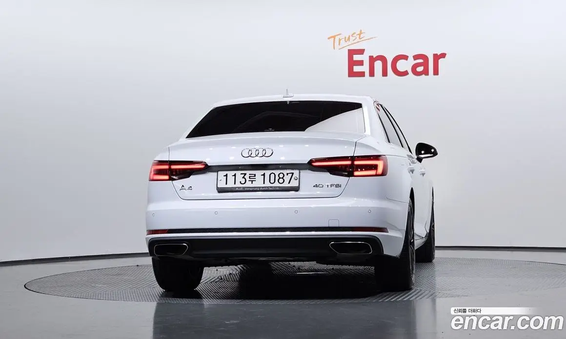 Audi A4 2019 2.0 автомат (гидро), фото 4 Audi A4 2019 2.0 автомат (гидро), фото 4