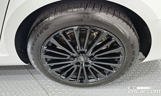 Audi A4 2019 2.0 автомат (гидро), миниатюра 7 Audi A4 2019 2.0 автомат (гидро), миниатюра 7