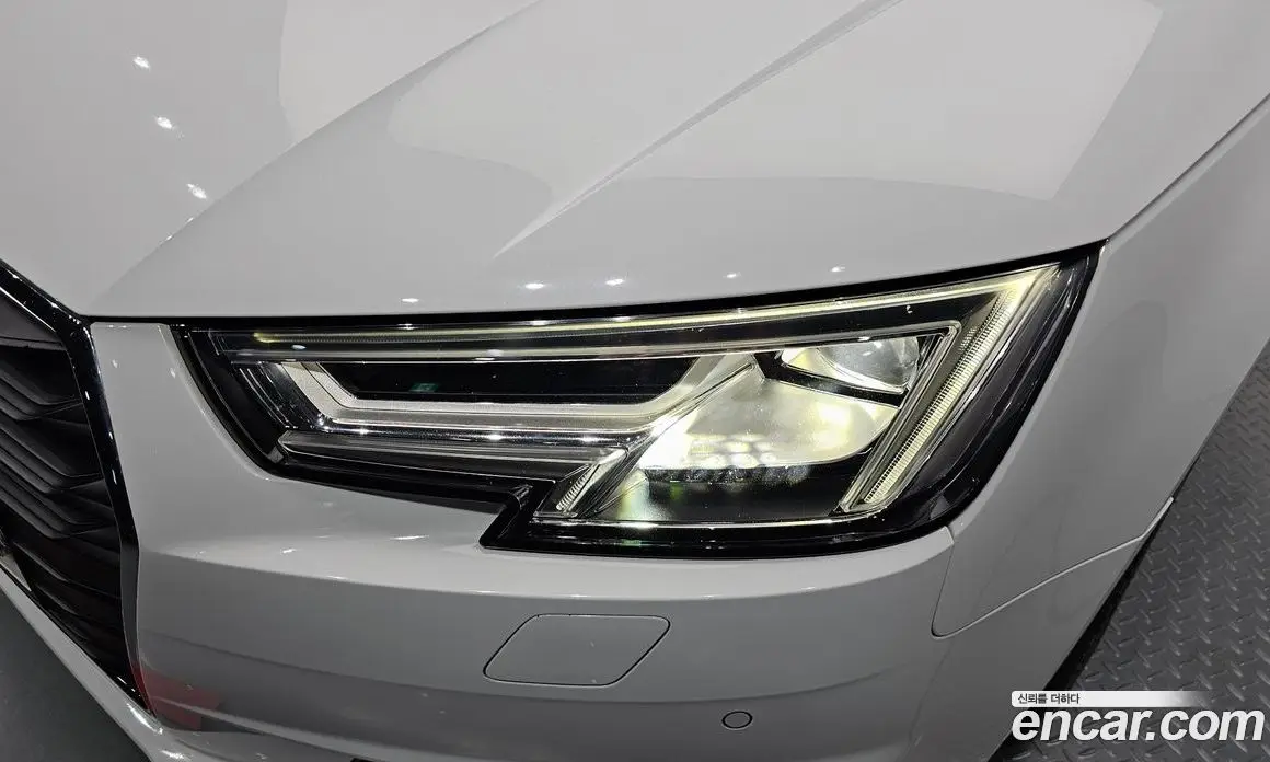 Audi A4 2019 2.0 автомат (гидро), фото 8 Audi A4 2019 2.0 автомат (гидро), фото 8