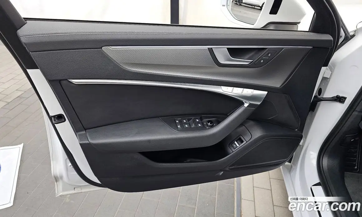 Audi A6 2023 2.0 автомат (гидро), фото 14