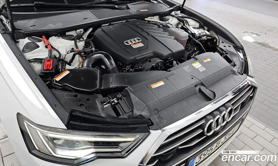 Audi A6 2023 2.0 автомат (гидро), фото 6