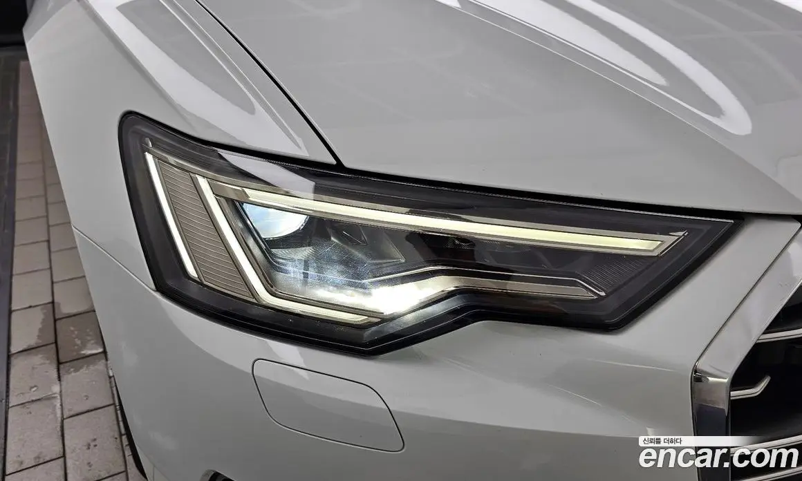 Audi A6 2023 2.0 автомат (гидро), фото 8