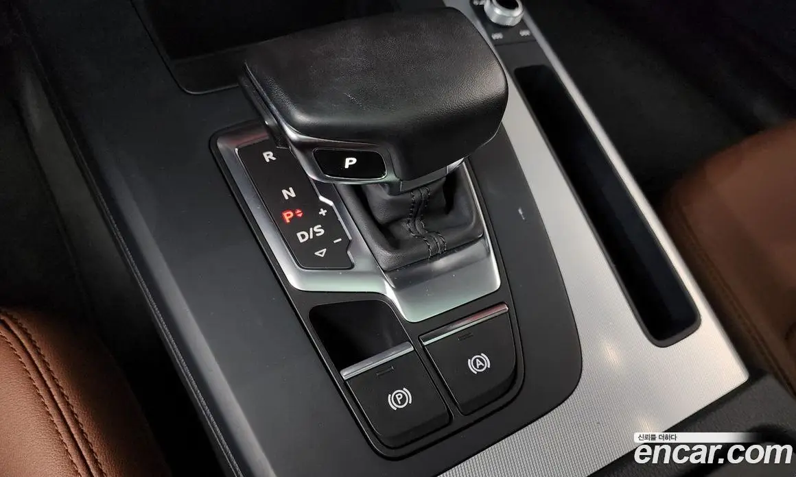 Audi Q5 2022 2.0 автомат (гидро), фото 12