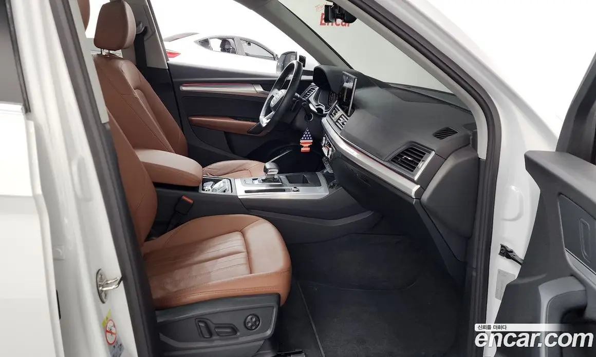 Audi Q5 2022 2.0 автомат (гидро), фото 16