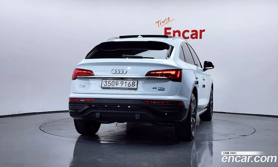 Audi Q5 2022 2.0 автомат (гидро), фото 4