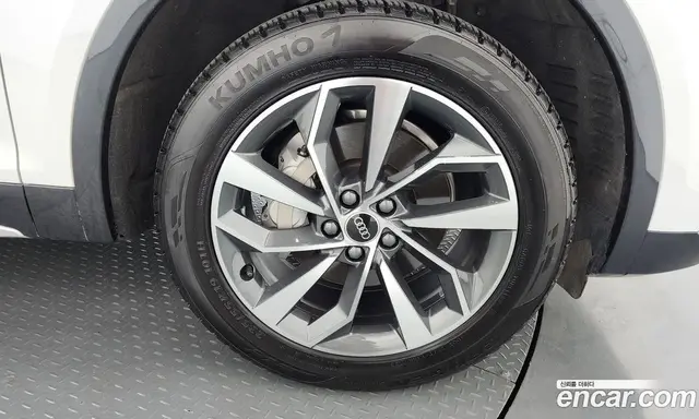 Audi Q5 2022 2.0 автомат (гидро), миниатюра 7