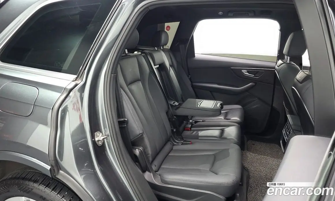 Audi Q7 2021 3.0 автомат (гидро), фото 18