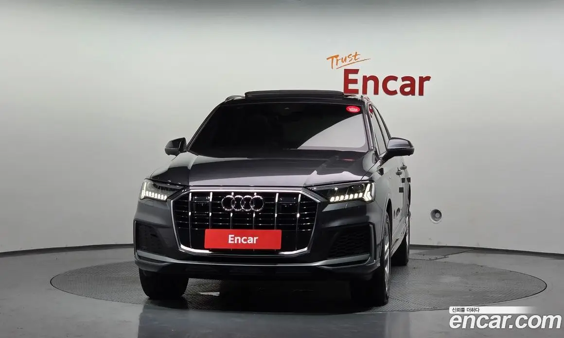 Audi Q7 2021 3.0 автомат (гидро), фото 3