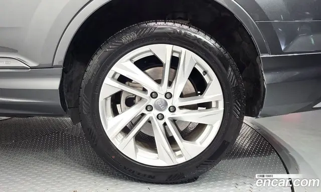 Audi Q7 2021 3.0 автомат (гидро), миниатюра 7