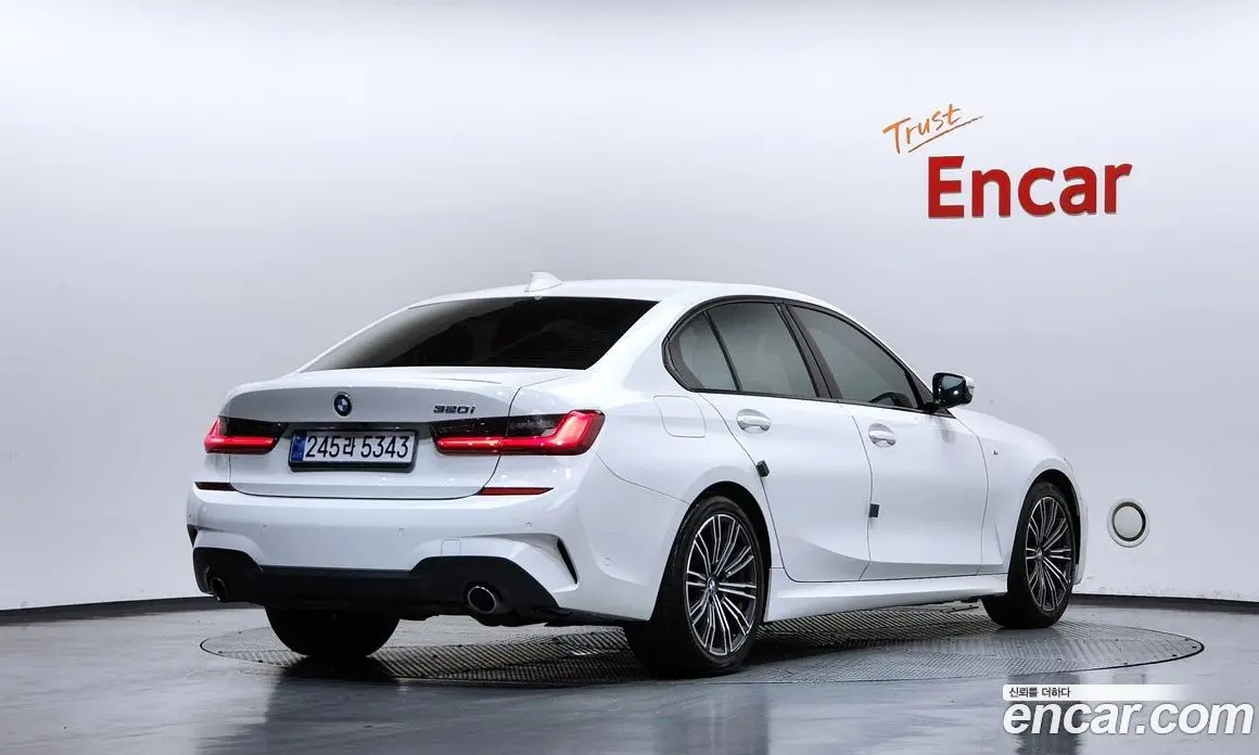 BMW 3 серия 2021 2.0 автомат (гидро), фото 2 BMW 3 серия 2021 2.0 автомат (гидро), фото 2