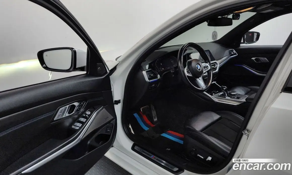 BMW 3 серия 2021 2.0 автомат (гидро), фото 13 BMW 3 серия 2021 2.0 автомат (гидро), фото 13