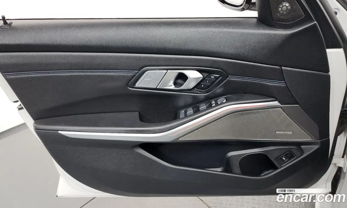 BMW 3 серия 2021 2.0 автомат (гидро), фото 14 BMW 3 серия 2021 2.0 автомат (гидро), фото 14
