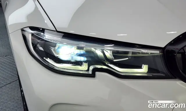 BMW 3 серия 2021 2.0 автомат (гидро), миниатюра 8 BMW 3 серия 2021 2.0 автомат (гидро), миниатюра 8