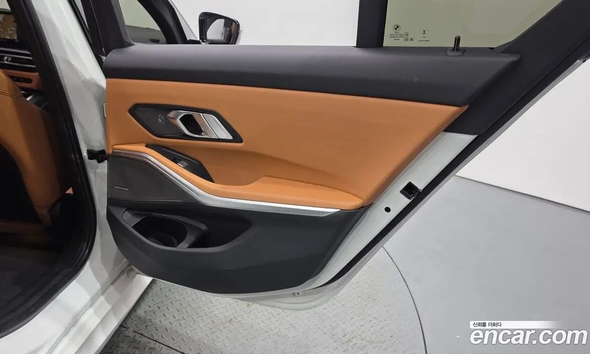 BMW 3 серия 2023 2.0 автомат (гидро), фото 15