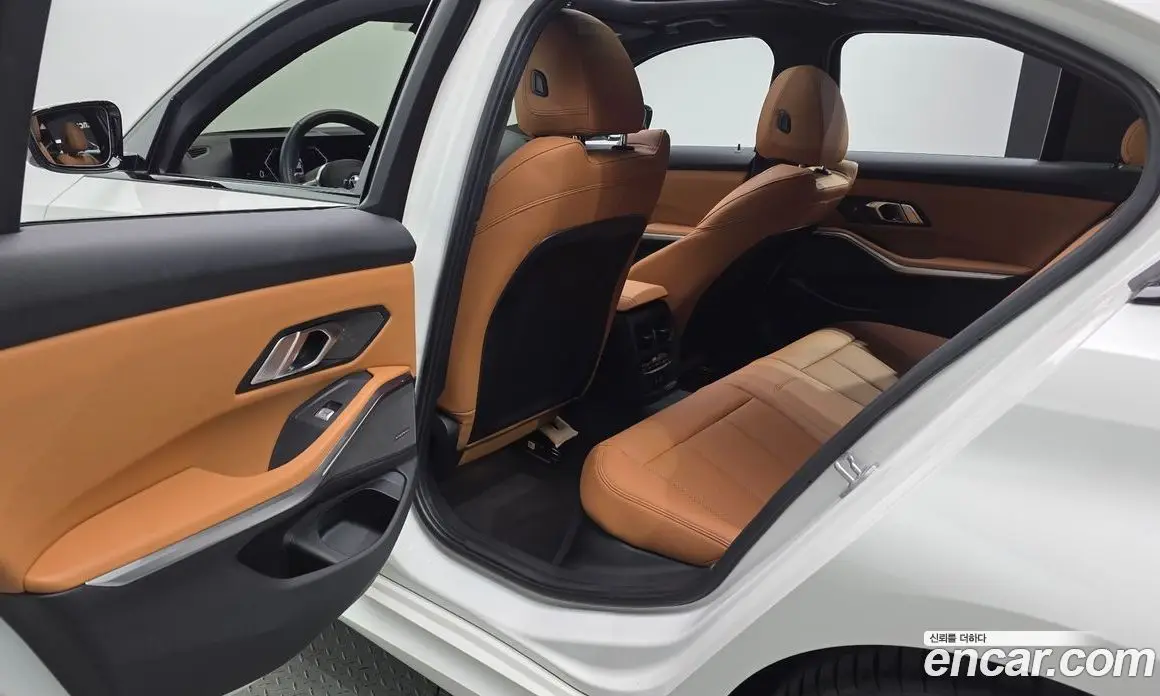 BMW 3 серия 2023 2.0 автомат (гидро), фото 18