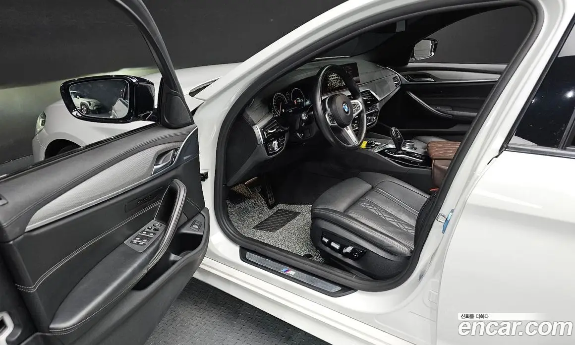 BMW 5 серия 2019 2.0 автомат (гидро), фото 12 BMW 5 серия 2019 2.0 автомат (гидро), фото 12