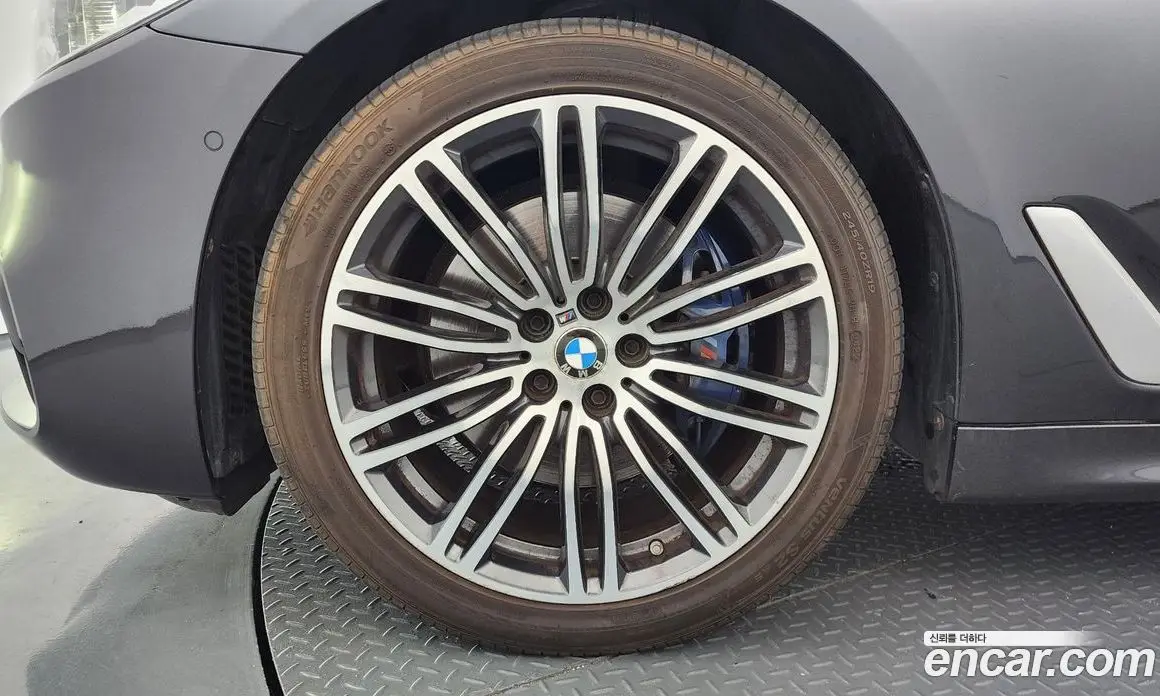 BMW 5 серия 2019 2.0 автомат (гидро), фото 5 BMW 5 серия 2019 2.0 автомат (гидро), фото 5