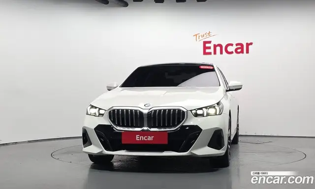 BMW 5 серия 2024 2.0 автомат (гидро), миниатюра 2