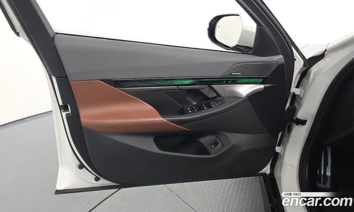 BMW 5 серия 2024 2.0 автомат (гидро), фото 13