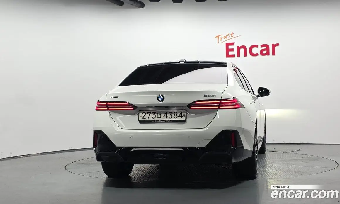 BMW 5 серия 2024 2.0 автомат (гидро), фото 3