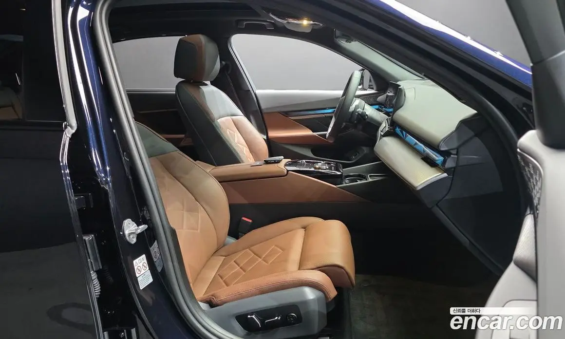 BMW 5 серия 2024 2.0 автомат (гидро), фото 16